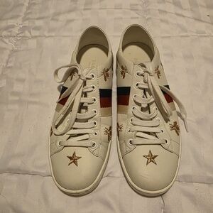 Gucci White Sneakers with Gold Star Embroidery